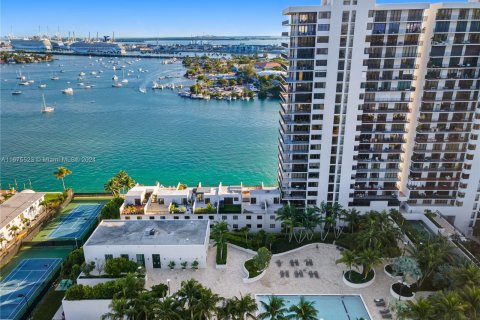 Condominio en venta en Miami, Florida, 1 dormitorio, 95.69 m2 № 1399499 - foto 26