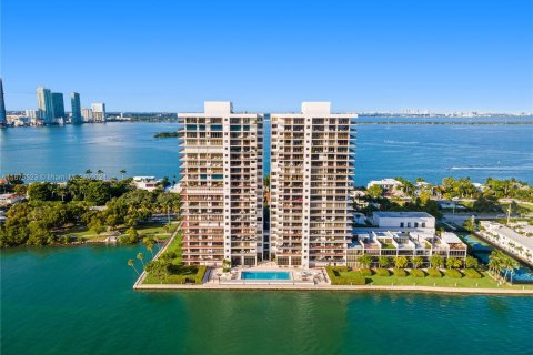 Condominio en venta en Miami, Florida, 1 dormitorio, 95.69 m2 № 1399499 - foto 27