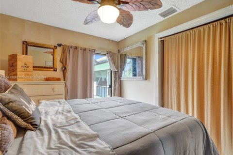 Villa ou maison à vendre à Margate, Floride: 3 chambres, 211.45 m2 № 1040458 - photo 28