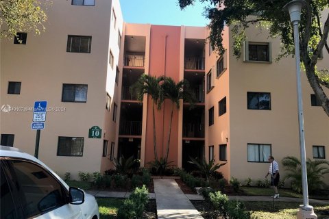 Copropriété à vendre à Miami, Floride: 2 chambres, 89.65 m2 № 1059687 - photo 14