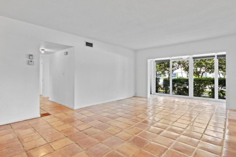 Copropriété à vendre à Delray Beach, Floride: 2 chambres, 108.7 m2 № 1072449 - photo 18