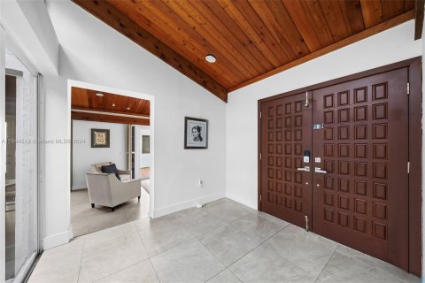 Villa ou maison à vendre à South Miami, Floride: 4 chambres, 360.74 m2 № 1050631 - photo 4