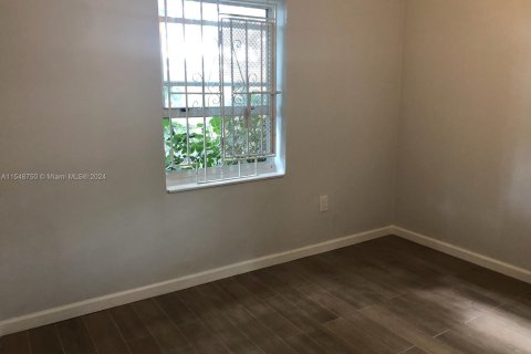 Immobilier commercial à vendre à Miami, Floride: 111.48 m2 № 1095306 - photo 20