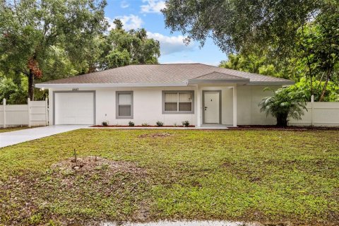 Casa en venta en Sarasota, Florida, 2 dormitorios, 131.18 m2 № 1341333 - foto 1