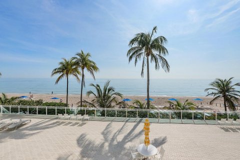 Condominio en venta en Fort Lauderdale, Florida, 2 dormitorios, 153.2 m2 № 1050153 - foto 26