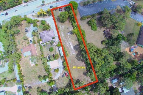 Terreno en venta en Haverhill, Florida № 1040810 - foto 1