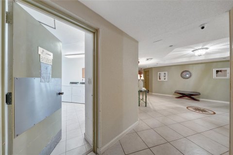 Condominio en venta en Pembroke Pines, Florida, 2 dormitorios, 120.31 m2 № 1226778 - foto 15