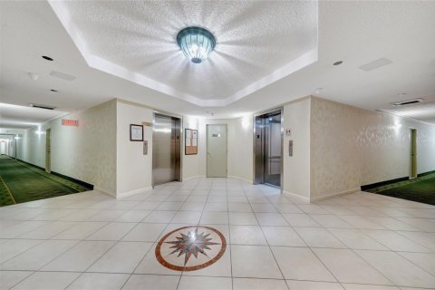 Condominio en venta en Pembroke Pines, Florida, 2 dormitorios, 120.31 m2 № 1226778 - foto 13