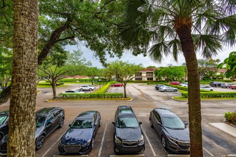 Condo in Coconut Creek, Florida, 2 bedrooms  № 1228770 - photo 6