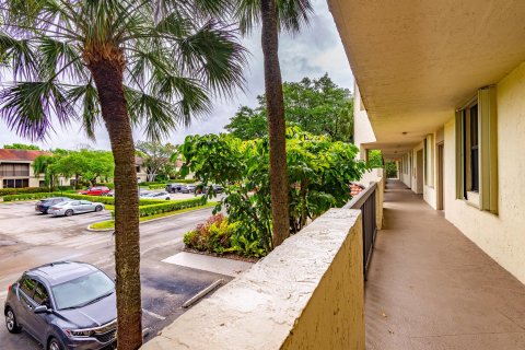 Condominio en venta en Coconut Creek, Florida, 2 dormitorios, 120.77 m2 № 1228770 - foto 7