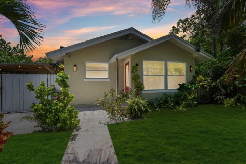 Villa ou maison à vendre à West Palm Beach, Floride: 3 chambres, 114.46 m2 № 1228722 - photo 1