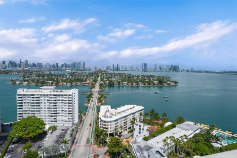 Condominio en venta en Miami Beach, Florida, 2 dormitorios, 146.79 m2 № 1225066 - foto 22