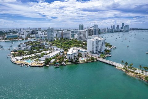 Condominio en venta en Miami Beach, Florida, 2 dormitorios, 146.79 m2 № 1225066 - foto 20