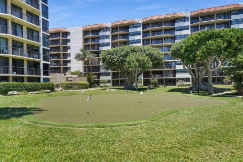 Condo in Boca Raton, Florida, 1 bedroom  № 1207647 - photo 12