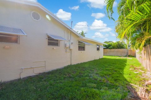 Villa ou maison à vendre à Lighthouse Point, Floride: 3 chambres, 150.13 m2 № 1207600 - photo 5