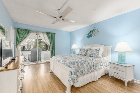 Condo in Stuart, Florida, 2 bedrooms  № 1081363 - photo 9