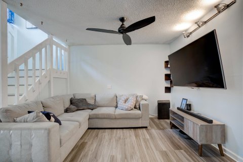 Condo in Jupiter, Florida, 2 bedrooms  № 1081392 - photo 23