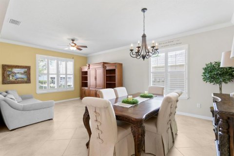 House in Lutz, Florida 4 bedrooms, 223.71 sq.m. № 1243277 - photo 9