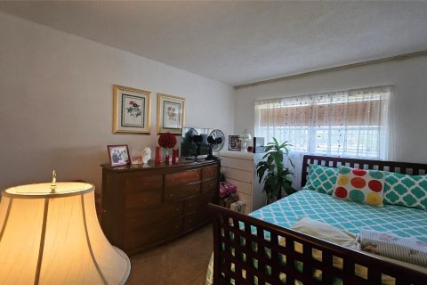 Copropriété à vendre à Lauderhill, Floride: 2 chambres, 88.26 m2 № 1075819 - photo 11