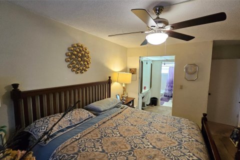 Condo in Lauderhill, Florida, 2 bedrooms  № 1075819 - photo 9