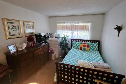 Condo in Lauderhill, Florida, 2 bedrooms  № 1075819 - photo 12