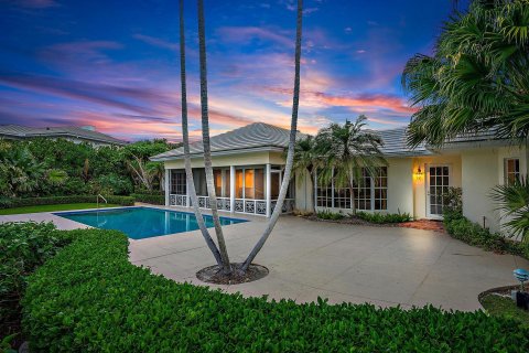 Villa ou maison à vendre à North Palm Beach, Floride: 3 chambres, 331.1 m2 № 1054671 - photo 8