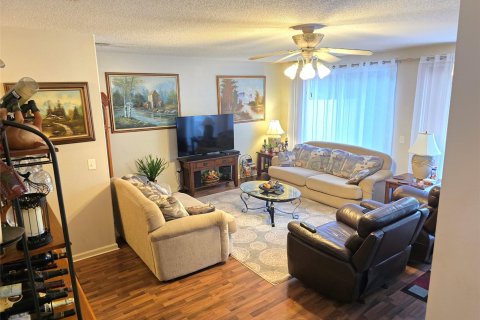 Casa en venta en Pembroke Pines, Florida, 3 dormitorios, 212.47 m2 № 1054617 - foto 30