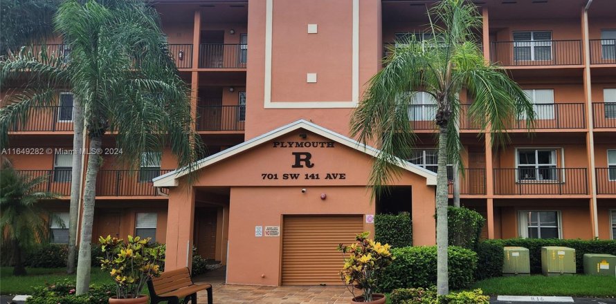 Condo in Pembroke Pines, Florida, 2 bedrooms  № 1331751