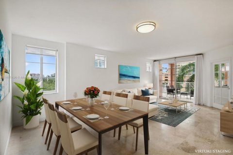 Condo in Miami Beach, Florida, 3 bedrooms  № 1407657 - photo 1