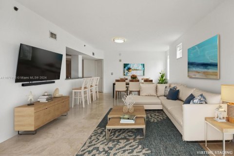 Condo in Miami Beach, Florida, 3 bedrooms  № 1407657 - photo 2