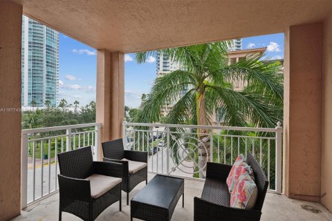 Condo in Miami Beach, Florida, 3 bedrooms  № 1407657 - photo 12