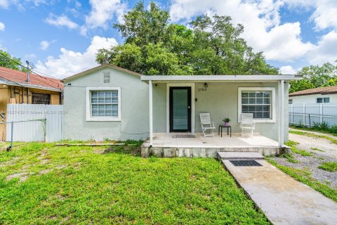 Villa ou maison à vendre à Miami Gardens, Floride: 3 chambres, 70.98 m2 № 1281744 - photo 3