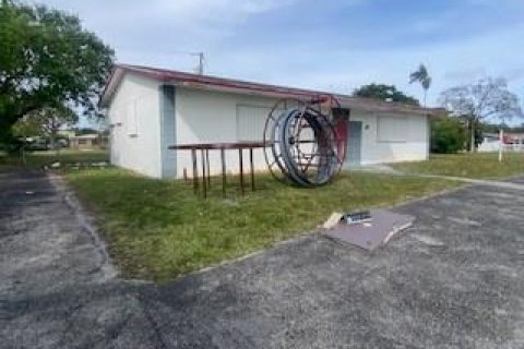 Terreno en venta en West Park, Florida № 1068173 - foto 7