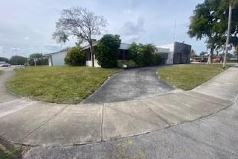 Купить земельный участок в Вест-Парк, Флорида № 1068173 - фото 9