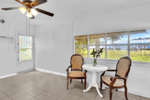 House in Tamarac, Florida 2 bedrooms, 99.22 sq.m. № 1043059 - photo 25