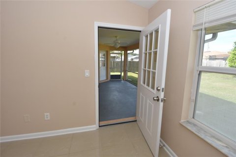 House in Palm Coast, Florida 3 bedrooms, 137.4 sq.m. № 1062128 - photo 23