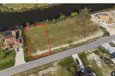 Terreno en venta en Cape Coral, Florida № 1375133 - foto 4