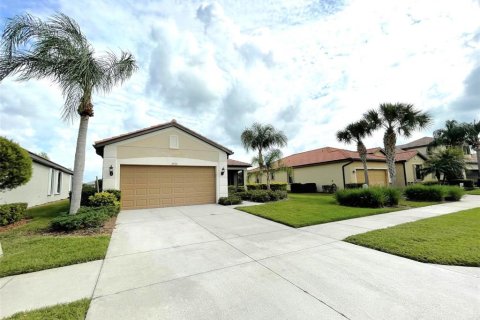 Villa ou maison à vendre à North Port, Floride: 2 chambres, 157.75 m2 № 1057243 - photo 3