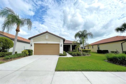 Villa ou maison à vendre à North Port, Floride: 2 chambres, 157.75 m2 № 1057243 - photo 1