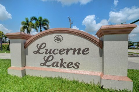 Condominio en venta en Lake Worth, Florida, 3 dormitorios, 141.21 m2 № 1075712 - foto 2
