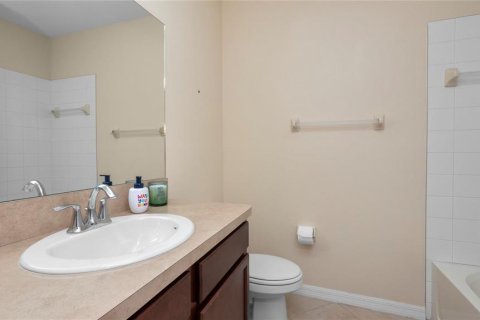 Townhouse in Lakeland, Florida 3 bedrooms, 156.82 sq.m. № 1027956 - photo 27