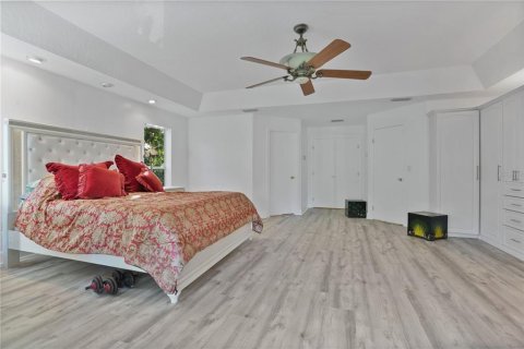 House in Merrit Island, Florida 4 bedrooms, 346.15 sq.m. № 1027953 - photo 30