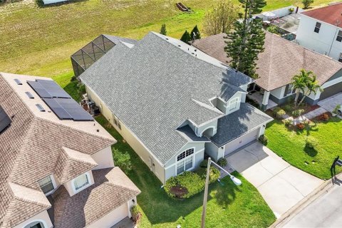 Casa en venta en Davenport, Florida, 5 dormitorios, 235.04 m2 № 1063038 - foto 2