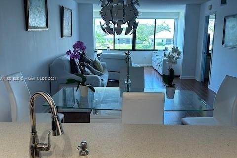 Copropriété à vendre à Tamarac, Floride: 2 chambres, 114.08 m2 № 1160197 - photo 17