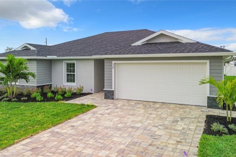 Casa en venta en Punta Gorda, Florida, 4 dormitorios, 168.06 m2 № 1215225 - foto 4