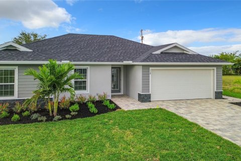 Villa ou maison à vendre à Punta Gorda, Floride: 4 chambres, 168.06 m2 № 1215225 - photo 5