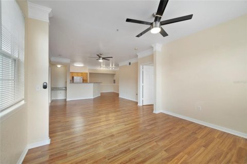 Condominio en venta en Orlando, Florida, 2 dormitorios, 114.55 m2 № 1393128 - foto 3