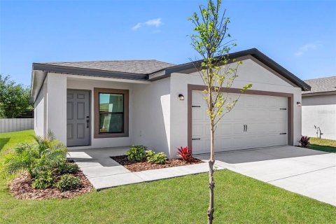 Casa en venta en Brooksville, Florida, 3 dormitorios, 158.12 m2 № 1393126 - foto 1