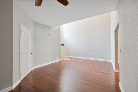 Adosado en venta en Tampa, Florida, 3 dormitorios, 156.54 m2 № 1393091 - foto 7