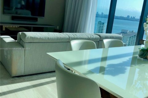 Condominio en venta en Miami, Florida, 2 dormitorios, 105.63 m2 № 1081224 - foto 5